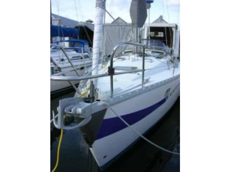Jeanneau 37'  Voyage