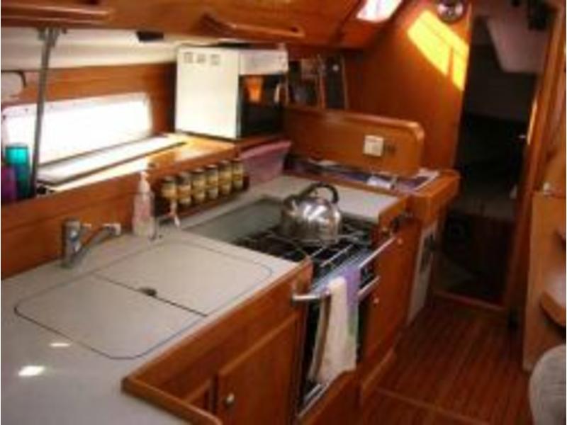 Jeanneau 37'  Voyage