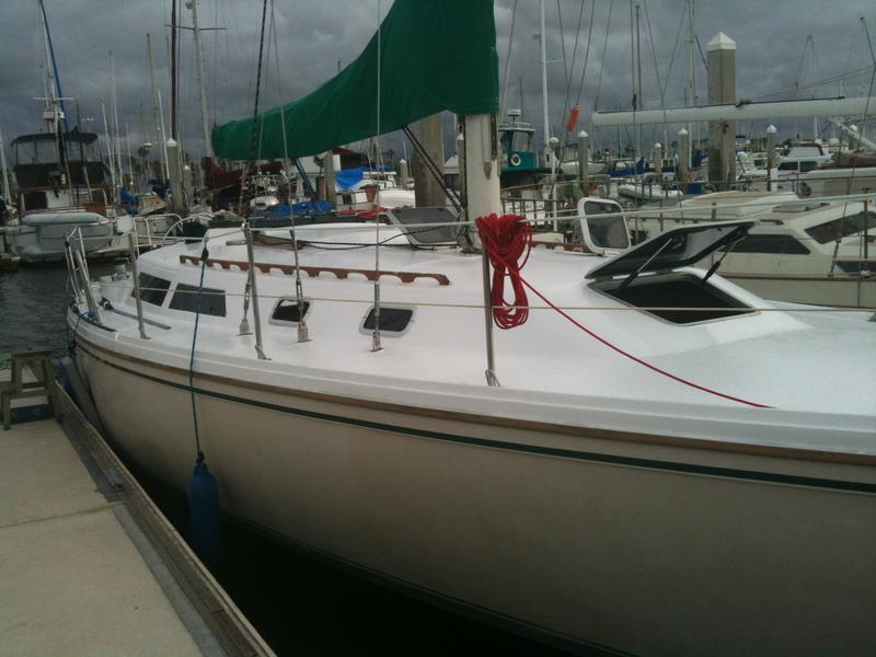 1987 Catalina Sailboat located in California for sale
