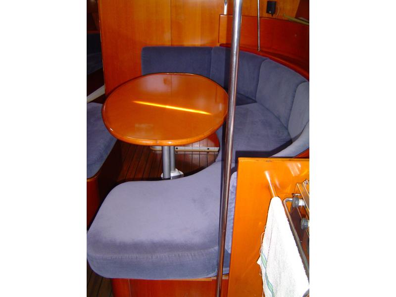 BENETEAU 42S7