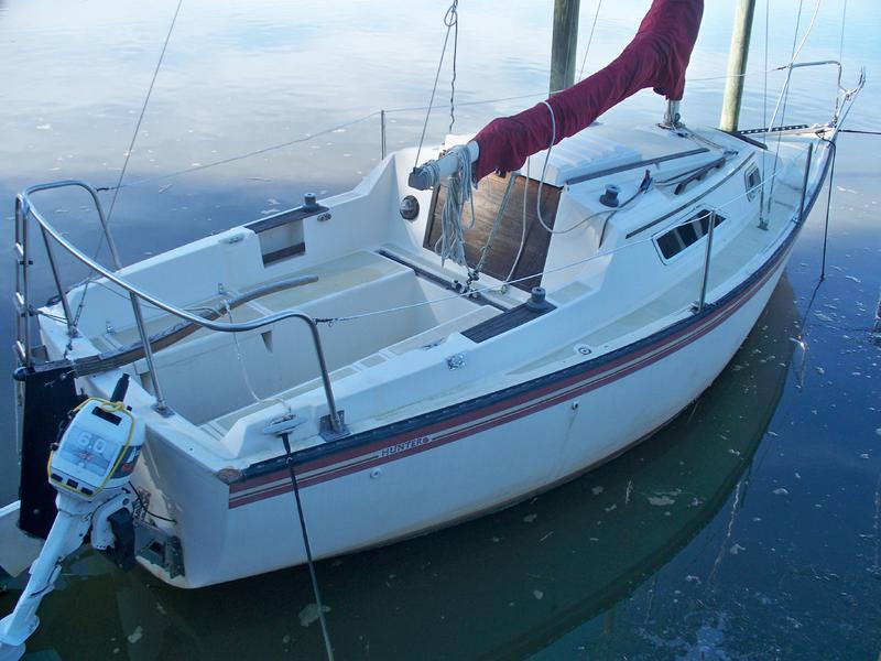 1984 Hunter 22' Sloop sailboat for sale in Virginia