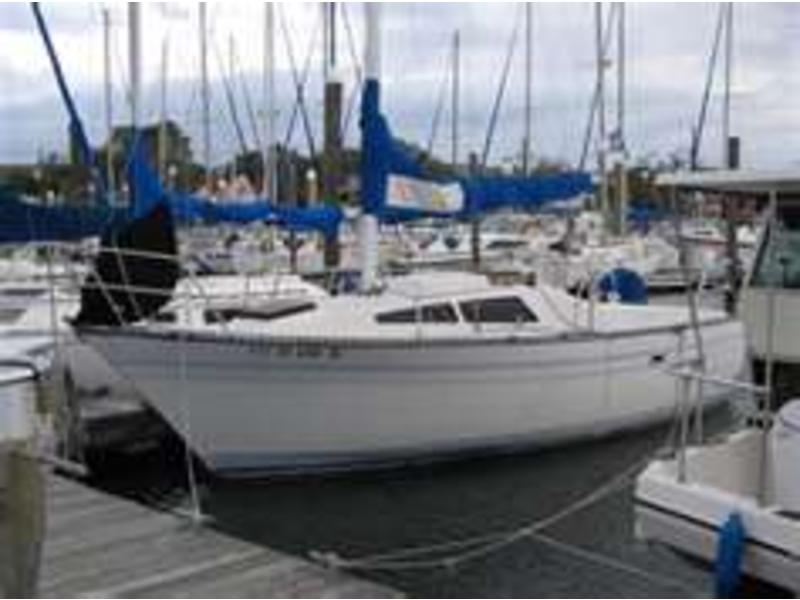 1984 Lancer 27 power sailor located in Outside United States for sale