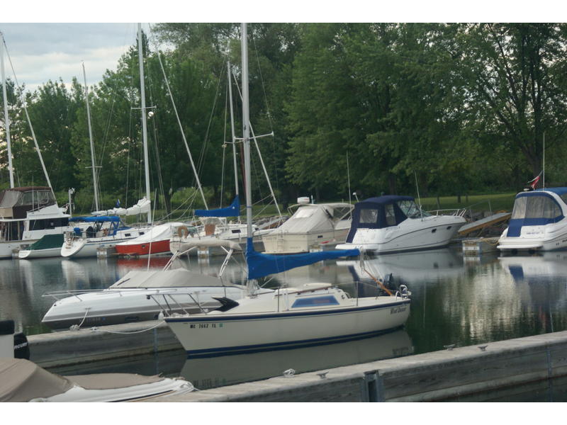 1986 O'Day 222 located in Michigan for sale