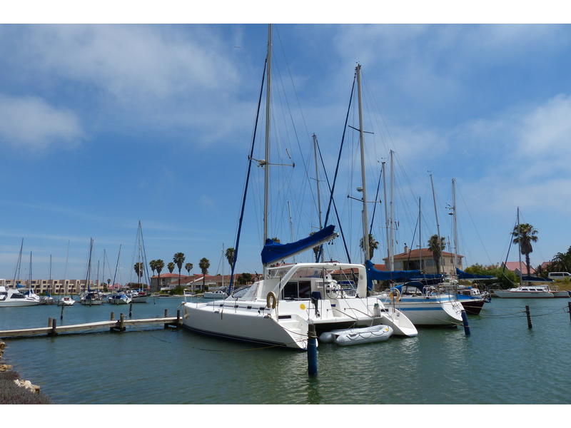 2005 Admiral Admiral 38 Executive Cruising Catamaran Owners Version located in Outside United States for sale