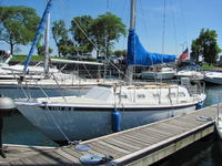 1977 Chicago, Montrose Harbor Illinois 32 Ericson 32-2