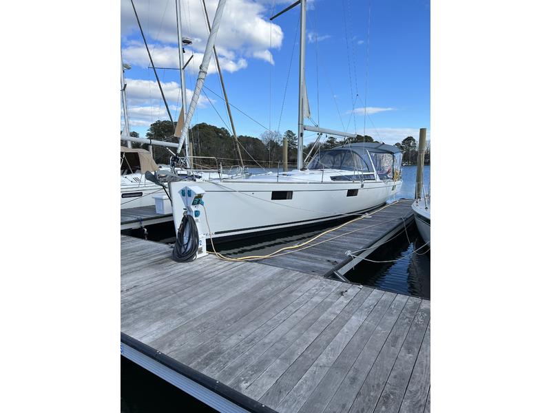 2014 Beneteau 48