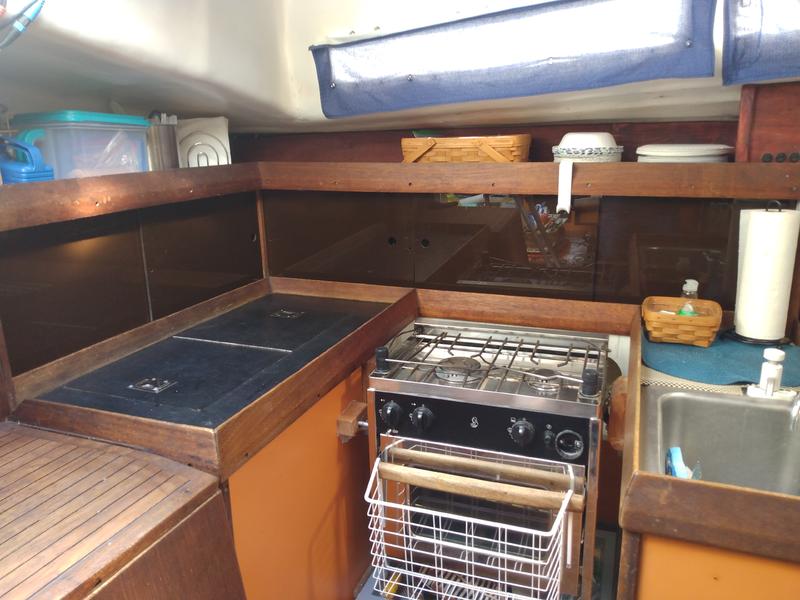 1986 Creekmore 34