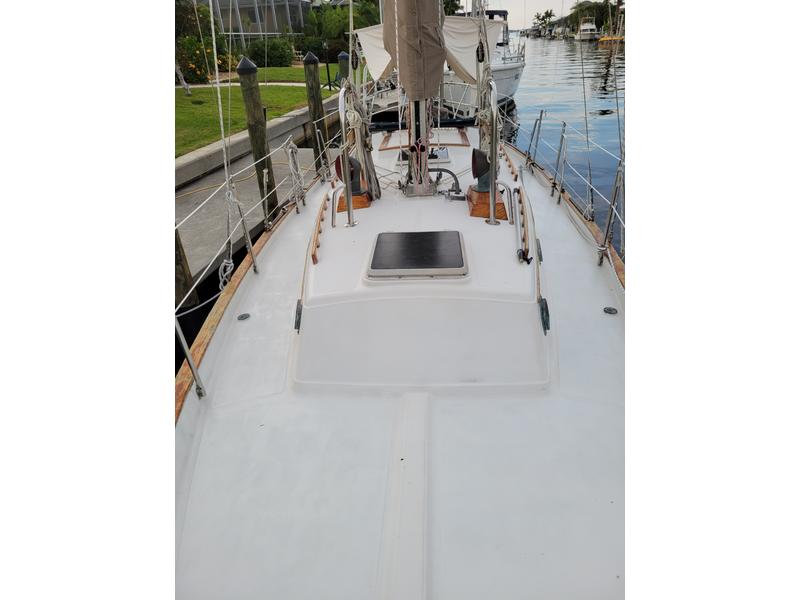 1987 Pacific Seacraft 34.2