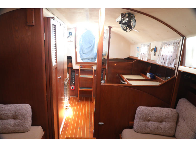 1984 Nonsuch 30