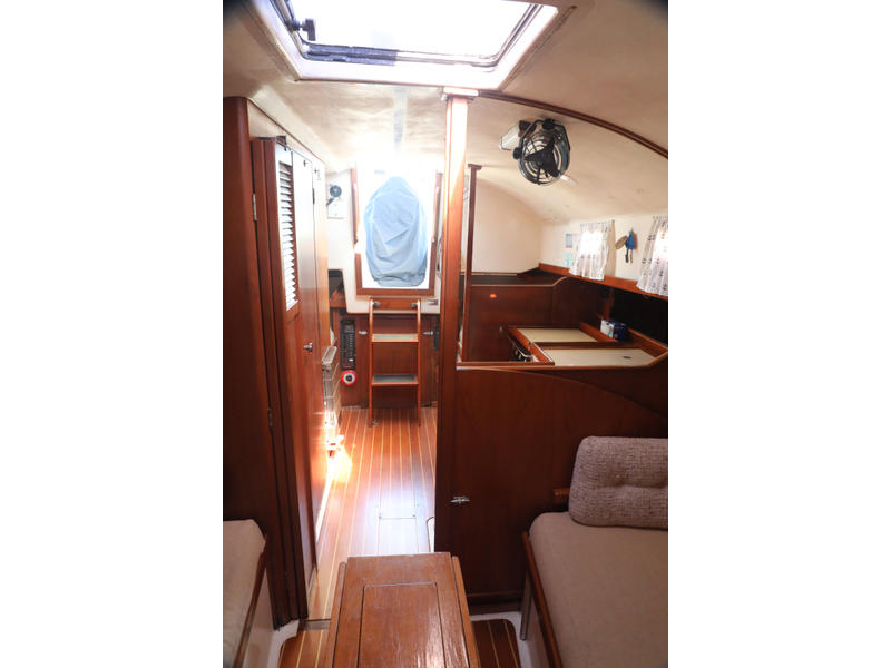 1984 Nonsuch 30