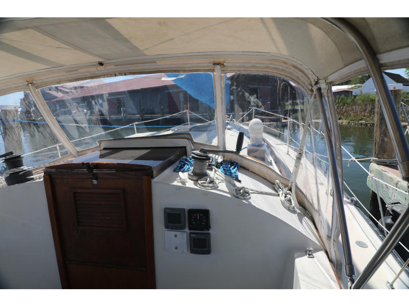 1984 Nonsuch 30