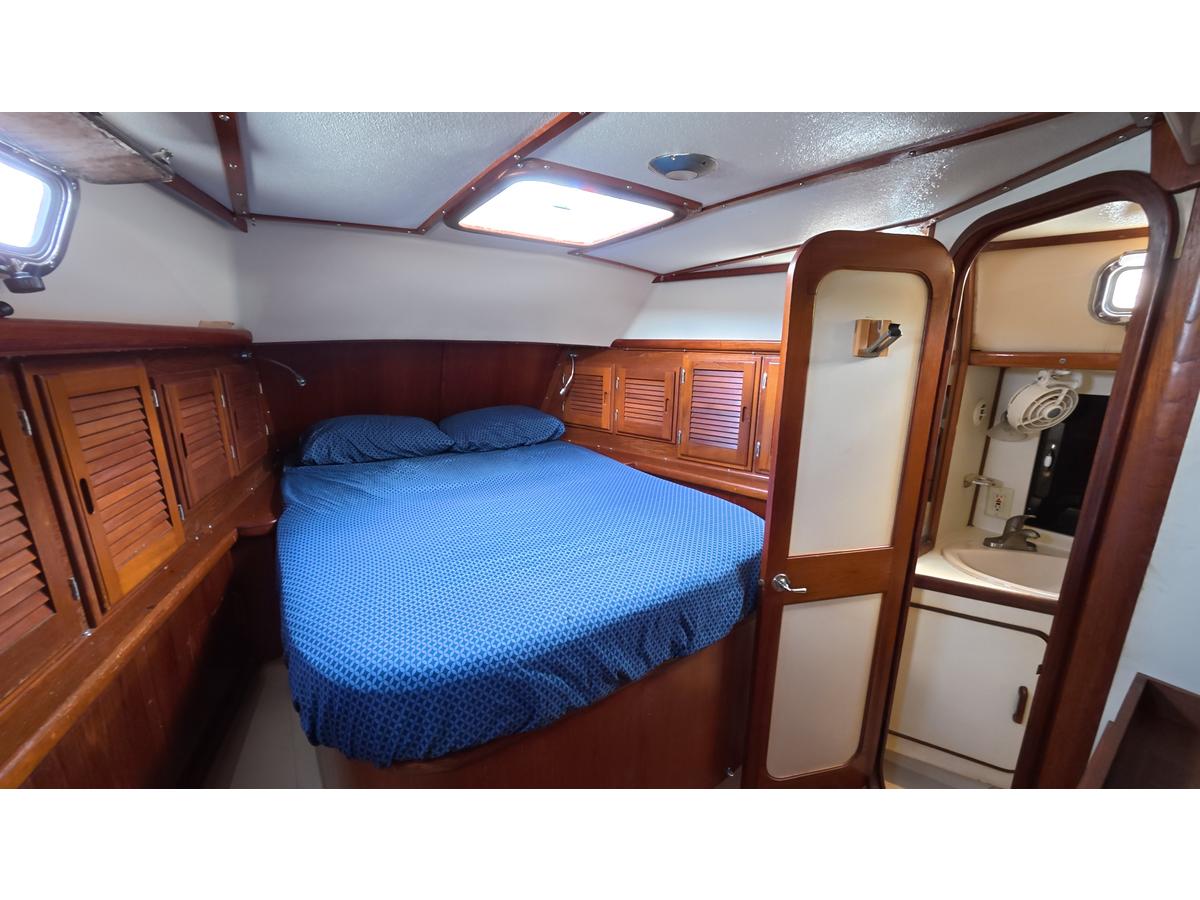 1987 Gulfstar 45