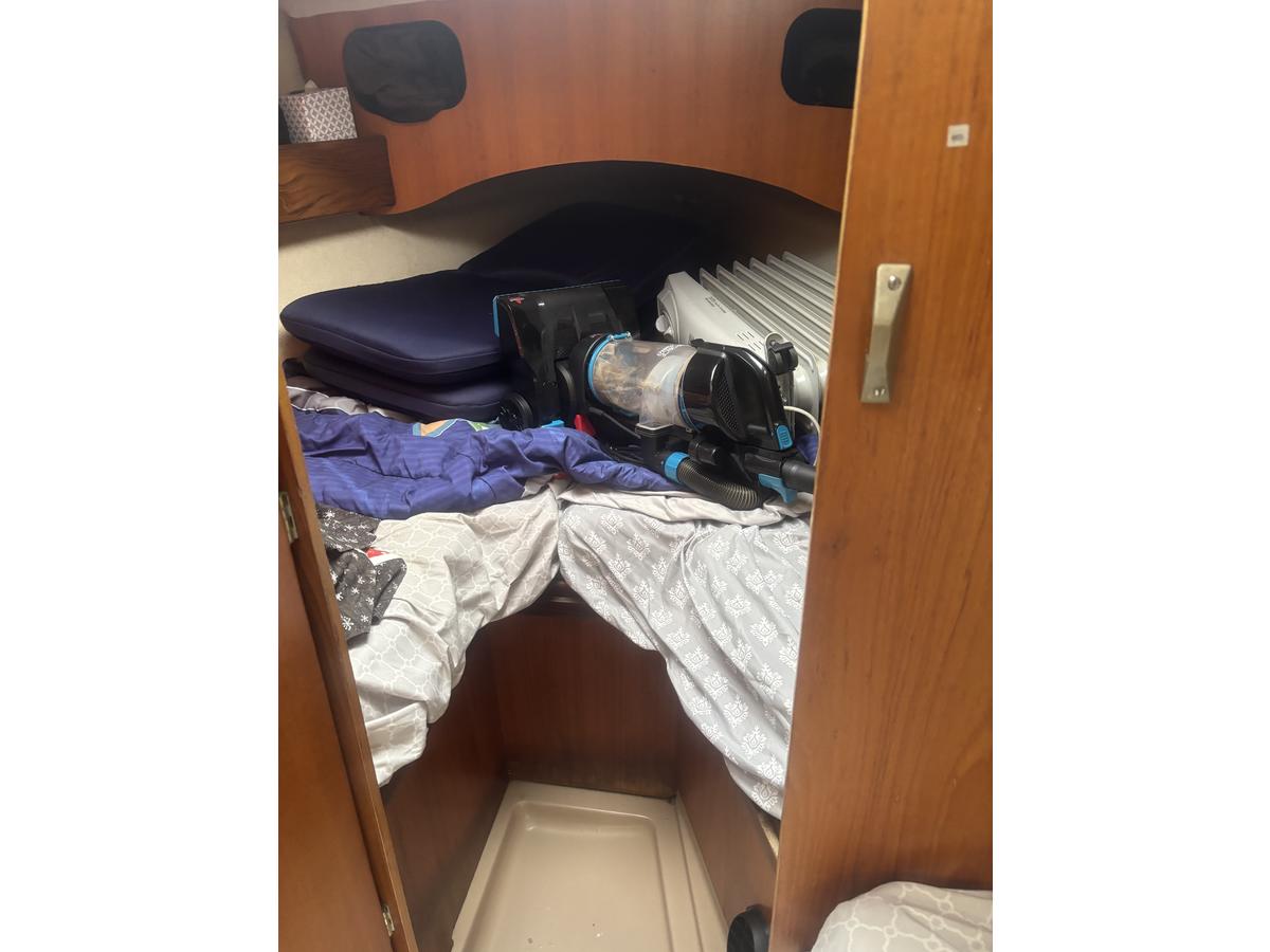 1985 Beneteau First 29