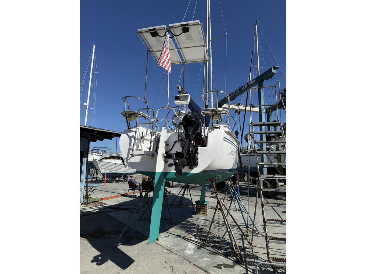 2007 Catalina 250 Wing Keel