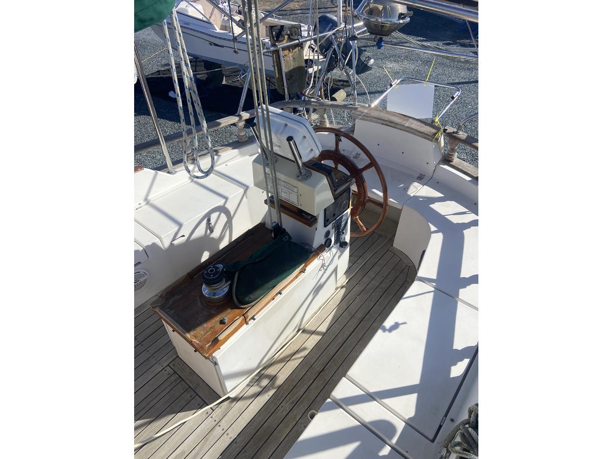 1989 Gozzard Cutter Rig