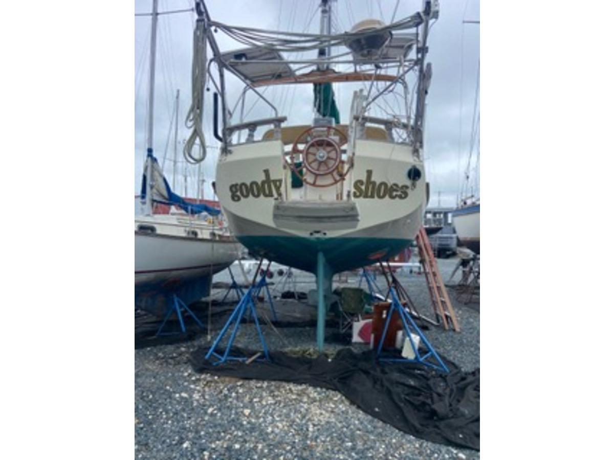1989 Gozzard Cutter Rig
