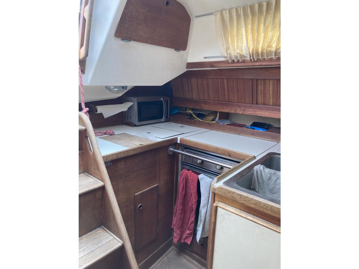 1985 Sabre 36 Racer/Cruiser