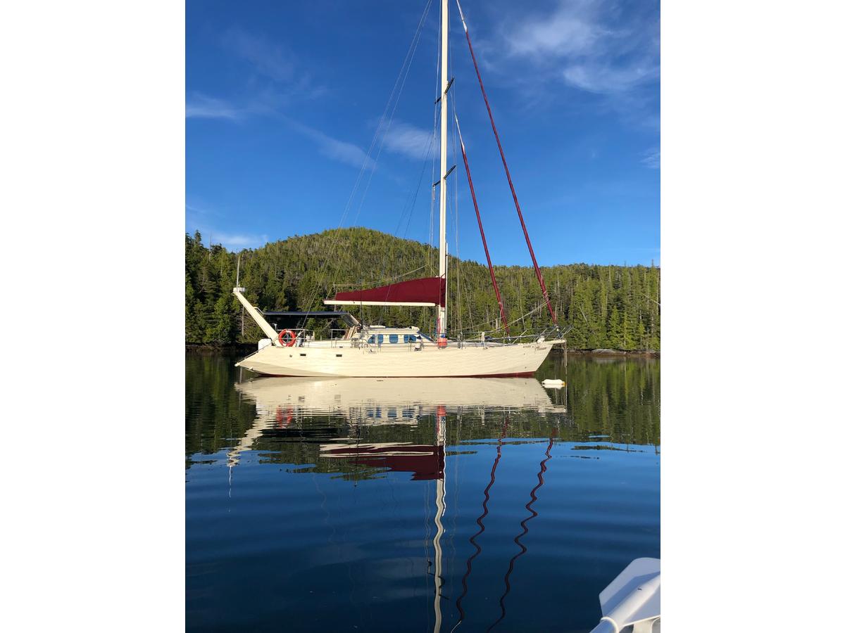 2020 Bruce Roberts 46 Pilothouse