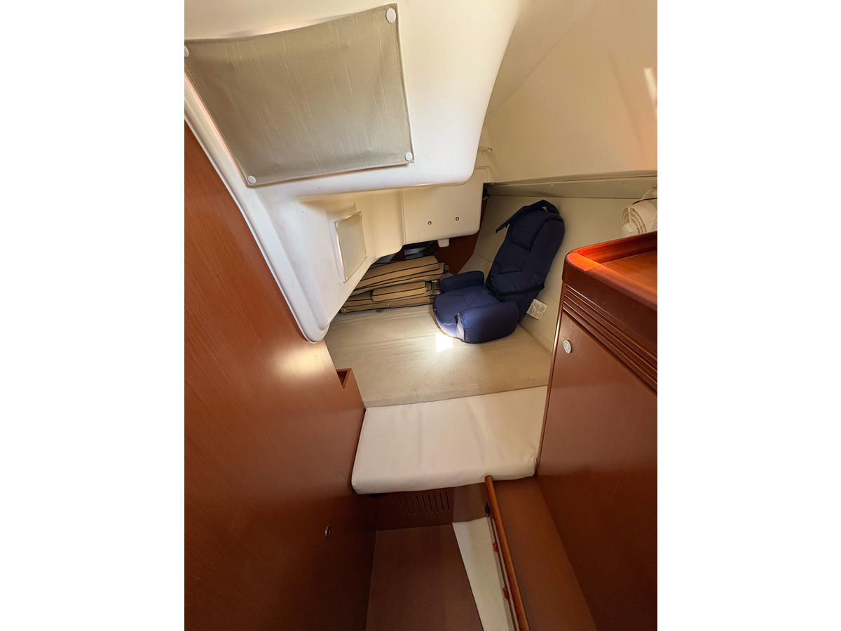 2012 Beneteau Oceanis 31