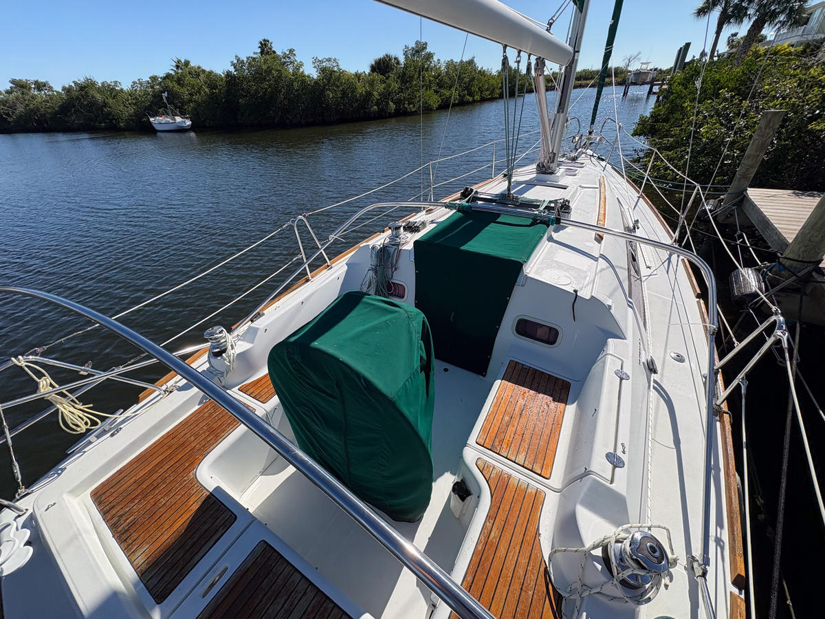 2012 Beneteau Oceanis 31