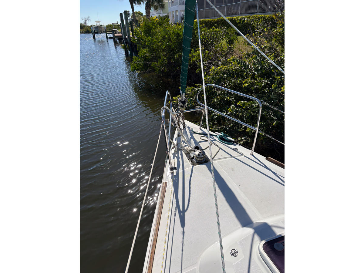 2012 Beneteau Oceanis 31