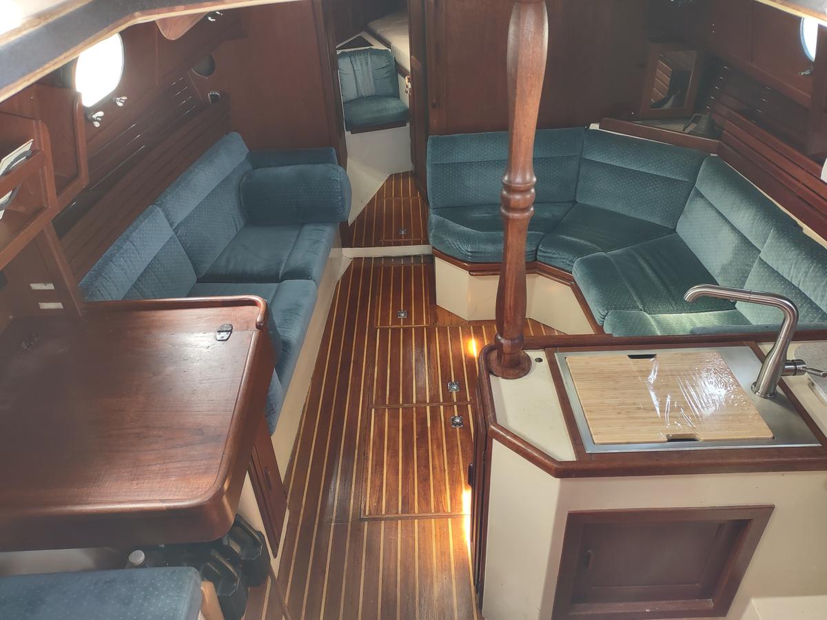 1982 Pacific Seacraft Crealock