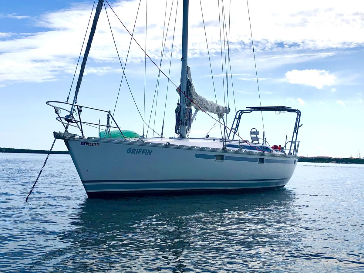 1984 Jeanneau Sun Kiss 45