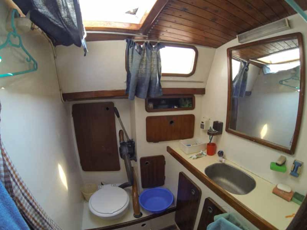 1976 Galapagos Sailing Yacht / Ketch