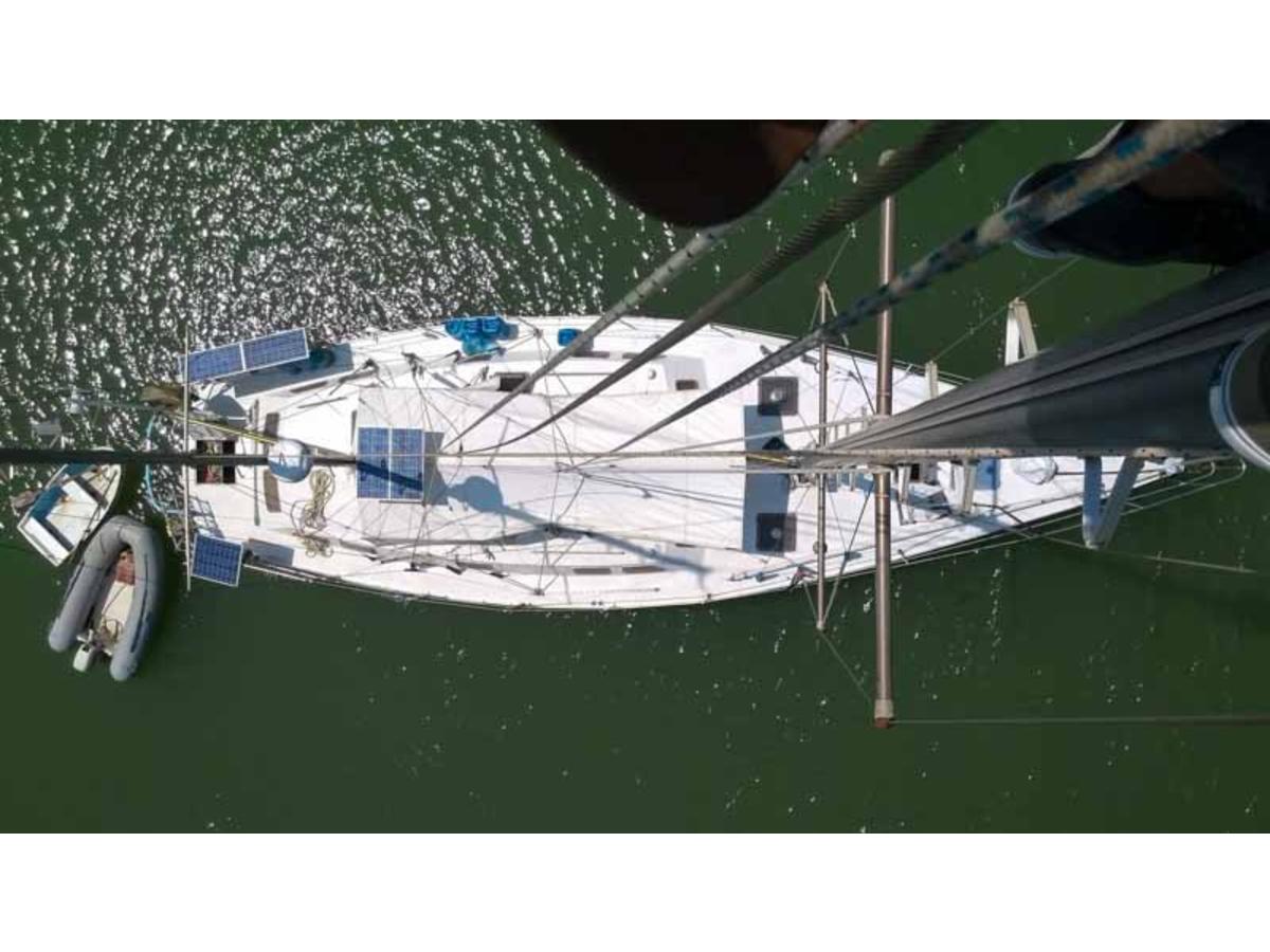 1976 Galapagos Sailing Yacht / Ketch