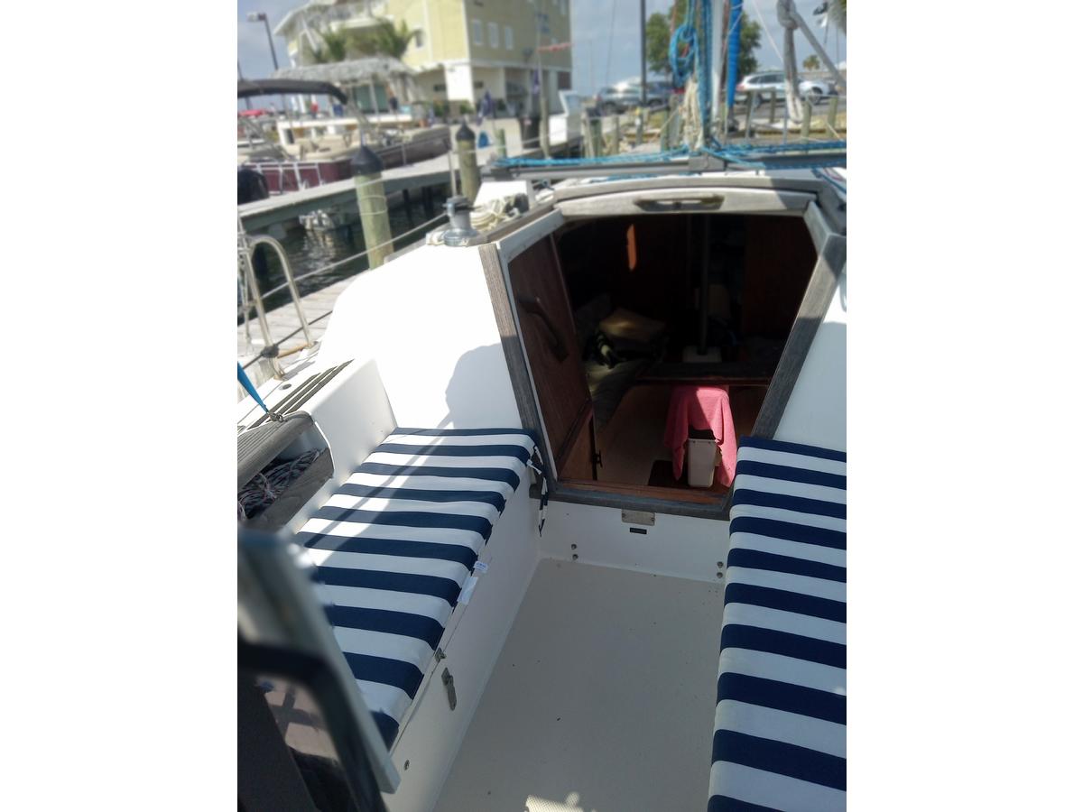 1990 Catalilna 28 MK 1