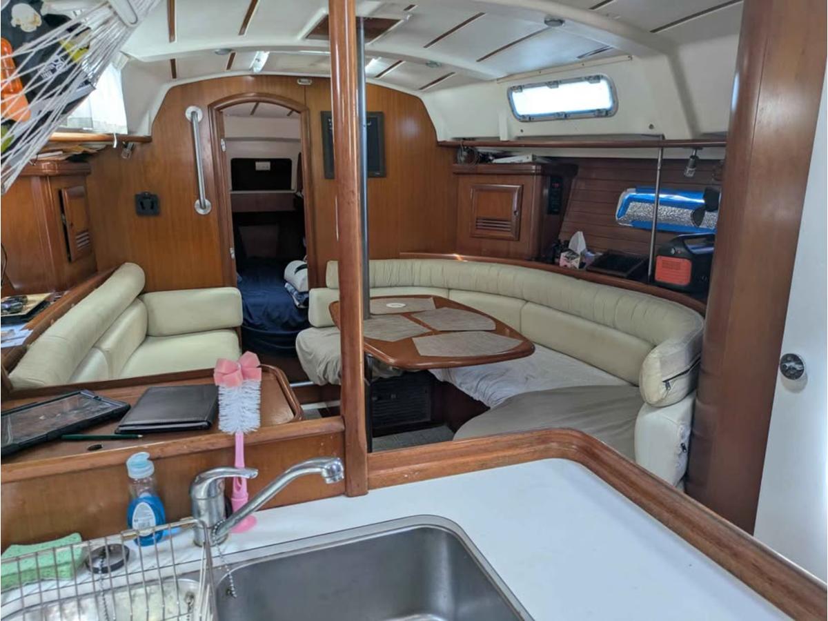 2001 Beneteau 361 Oceanis