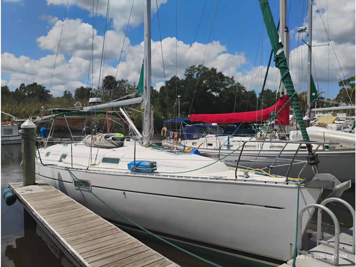 2001 Beneteau 361 Oceanis