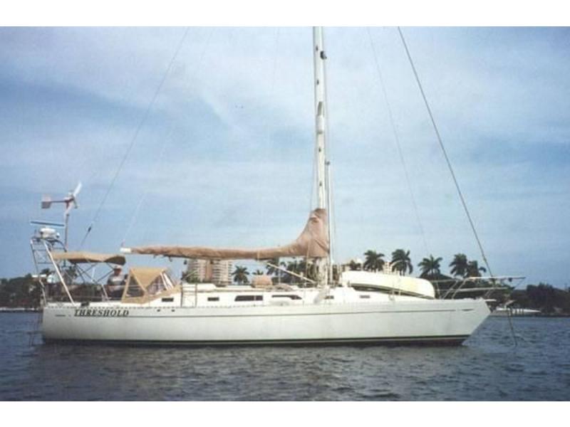 1982 Tatoosh 42