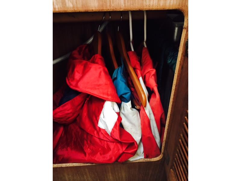 1987 Island Packet 27