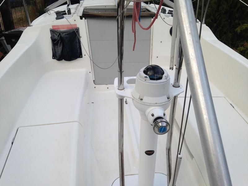 2006 Hunter 25