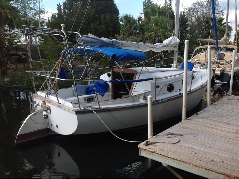 1980 Island Packet 30