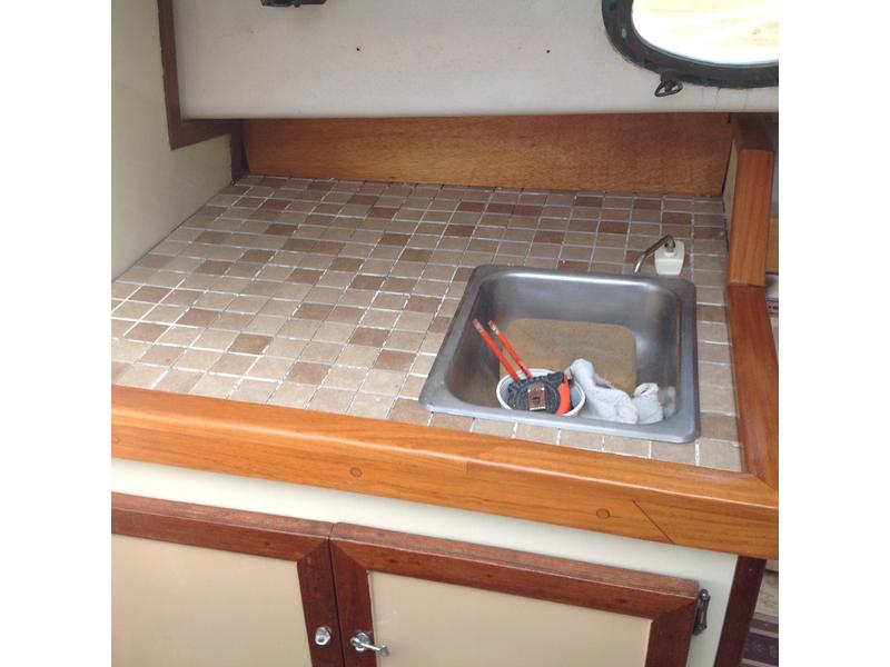 1980 Island Packet 30