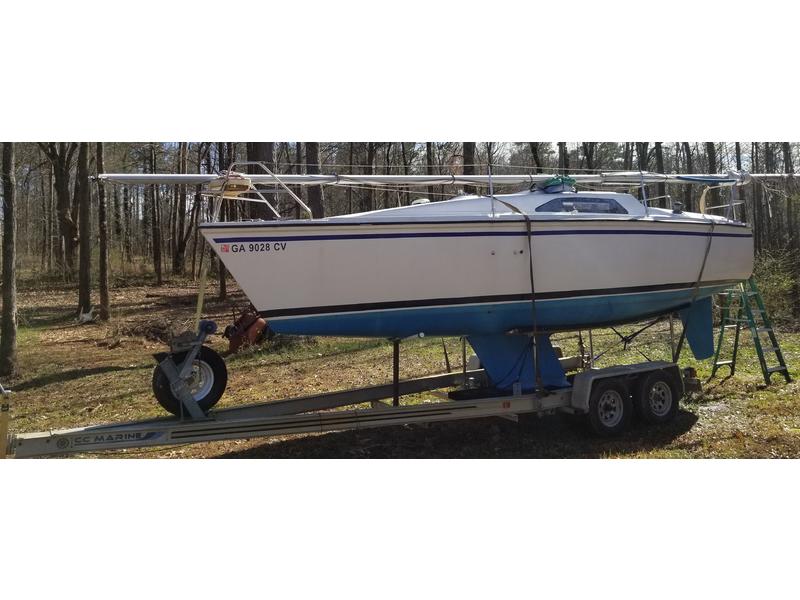 1987 Hunter 26.5