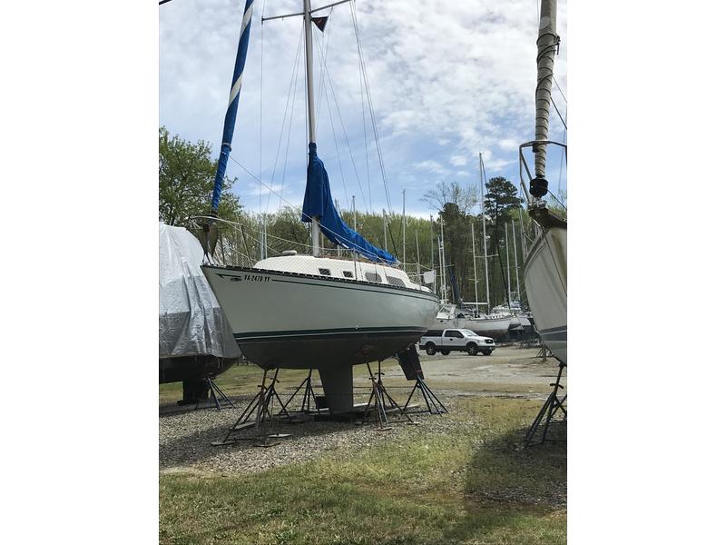 1978 Hunter 27