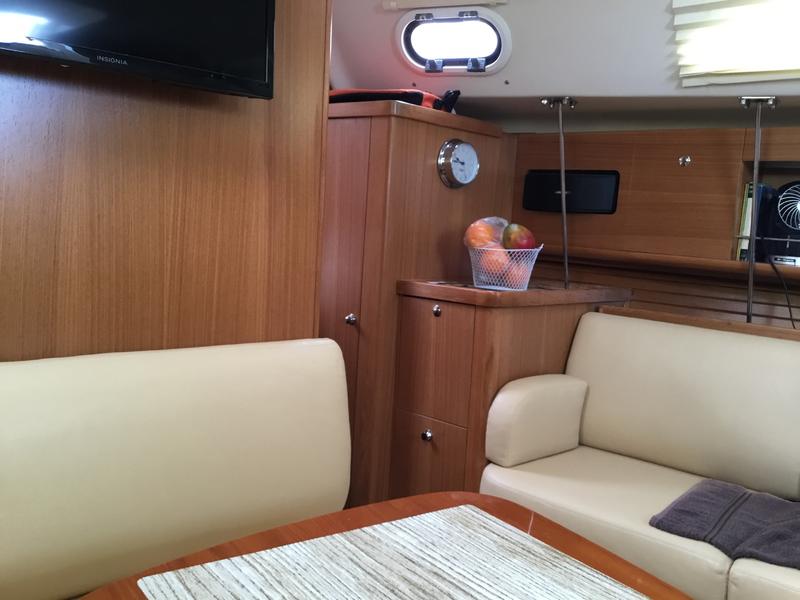 Catalina 315