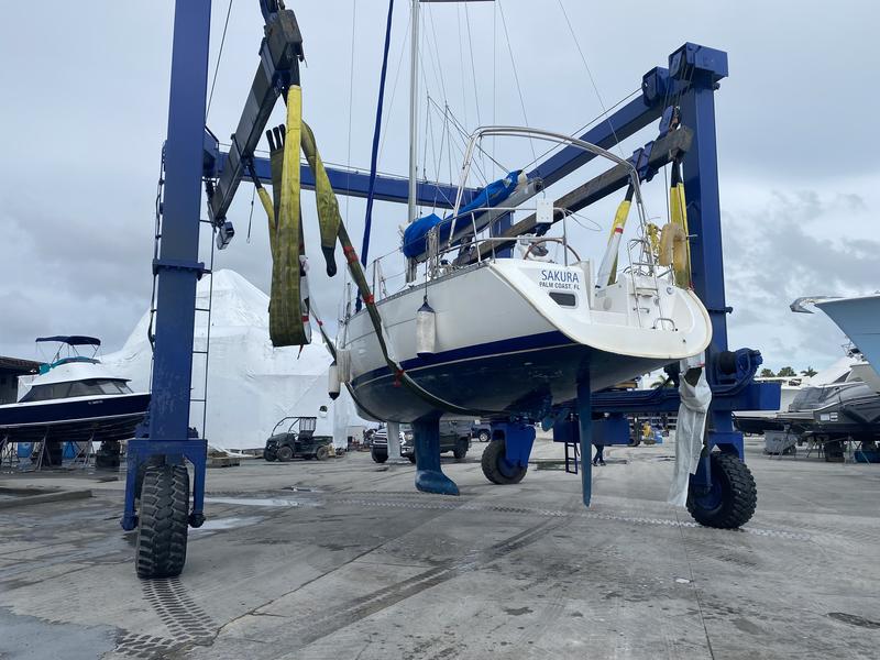 Beneteau Oceanis 323
