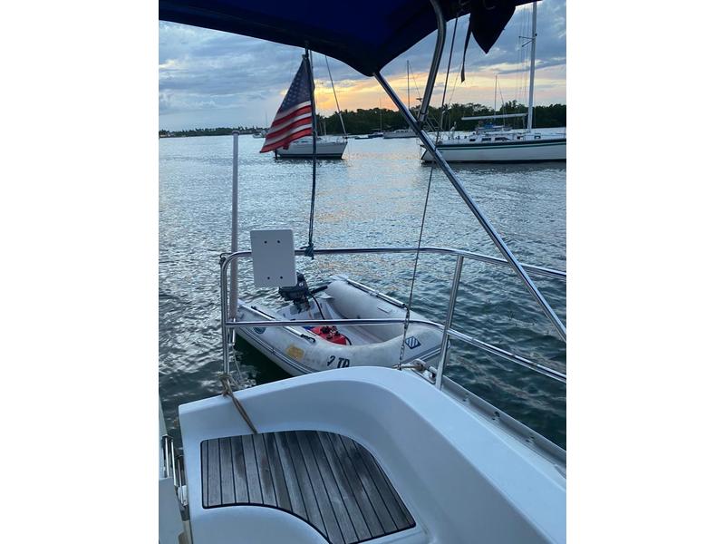 Beneteau Oceanis 323