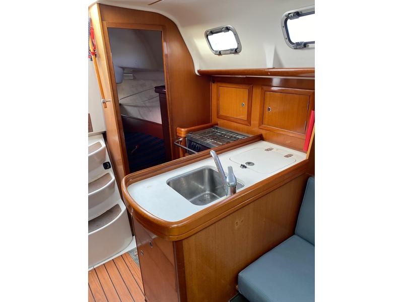 Beneteau Oceanis 323