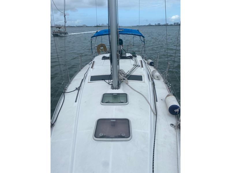 Beneteau Oceanis 323