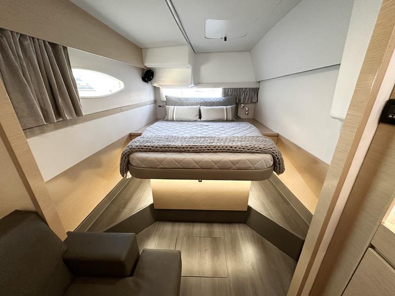 2015 Fountaine Pajot