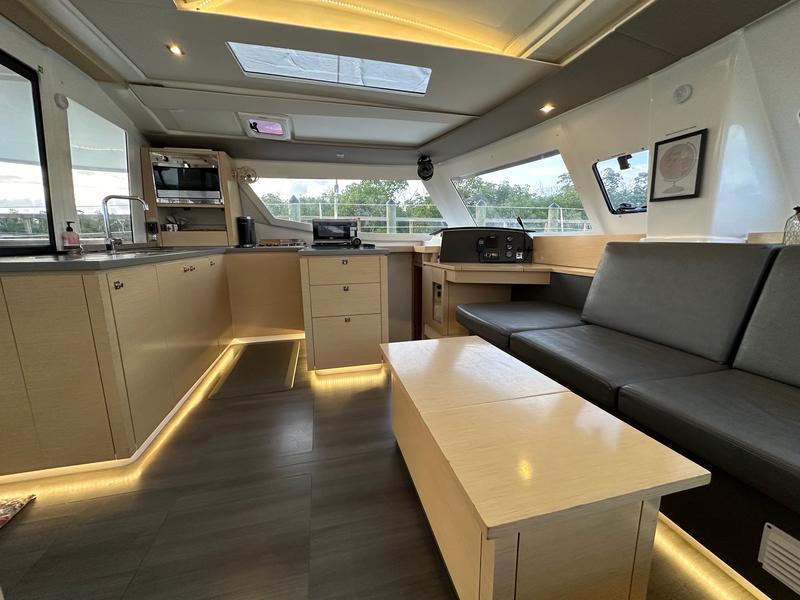 2015 Fountaine Pajot