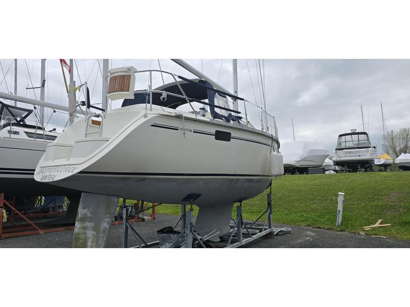 1991 Hunter 30T sailboat for sale in New York