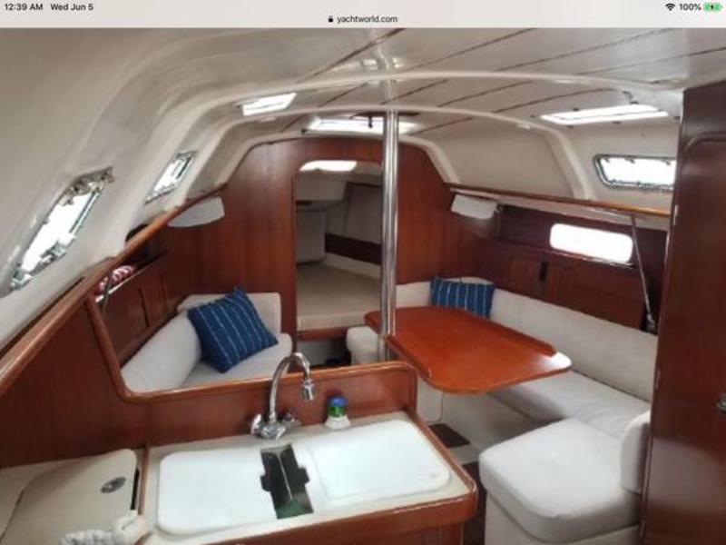 Beneteau Oceanis 321