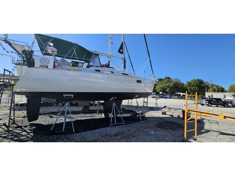 Beneteau Oceanis 321