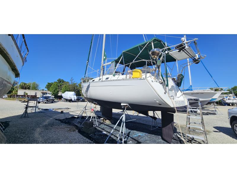 Beneteau Oceanis 321